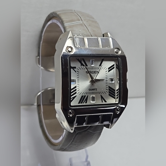 Womens Gruen Watch Silver Tone Rectangle Gray Hinged Open Cuff Band New Battery - Picture 3 of 10